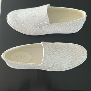 Michael Kors Keaton Slip On Sneakers MK Signature Bright White Size 10